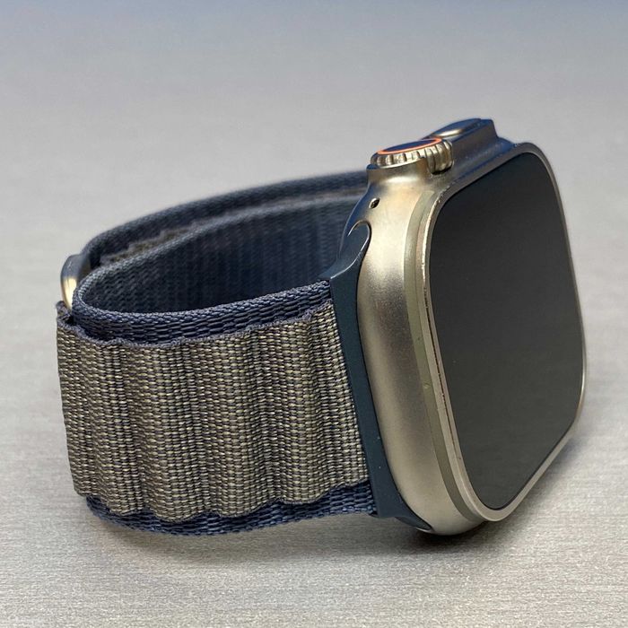 Apple Watch Ultra 2 | Titanium Natural | 49mm | Alpine Loop