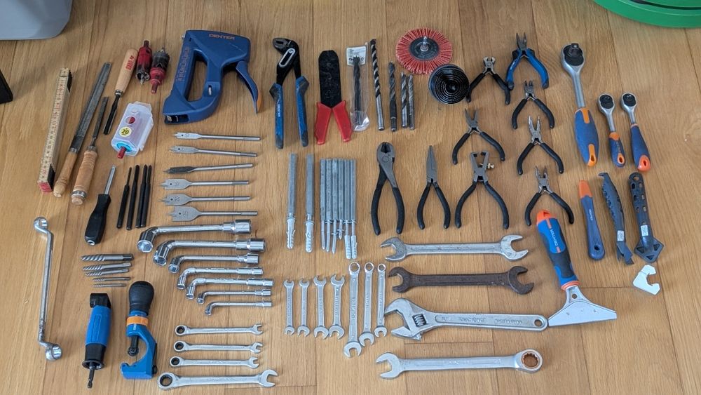 Tools and Various Accessories488031809480970241