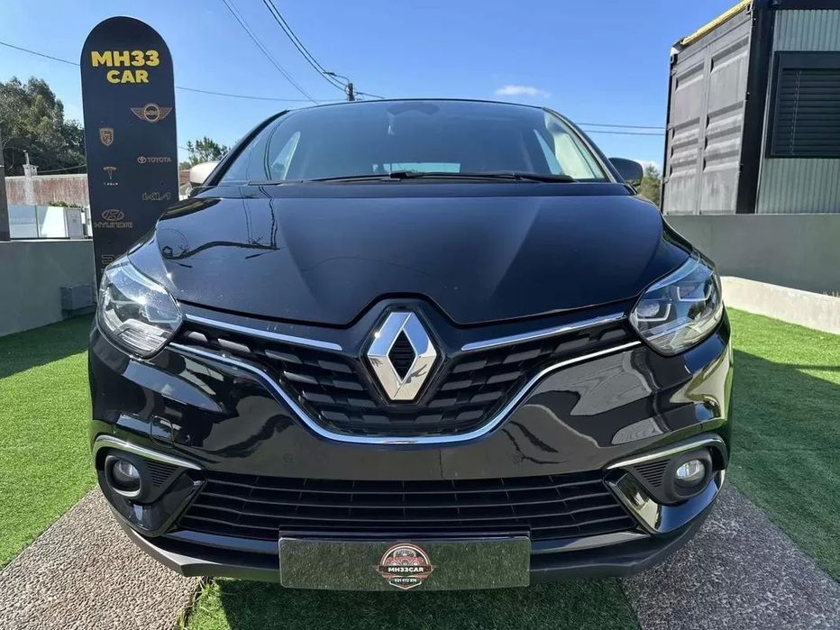 Renault Scénic dCi 110 EDC LIMITED