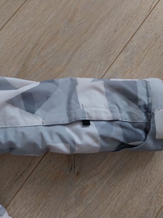 Dziewczęca Kurtka narciarska zimowa 4F rozm. 128