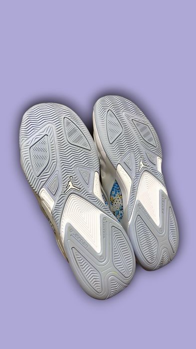 Баскетбольні кросівки Nike Jordan Heiry ja kd kobe gt cut sabrina