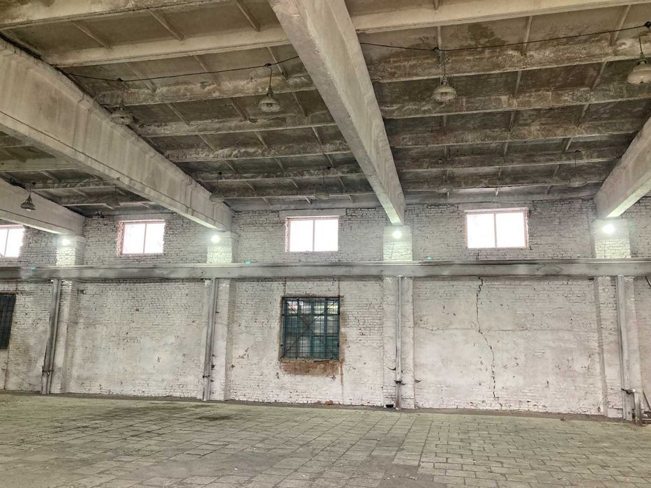 Оренда приміщень від 200 до 3300м2 на території виробничого комплексу