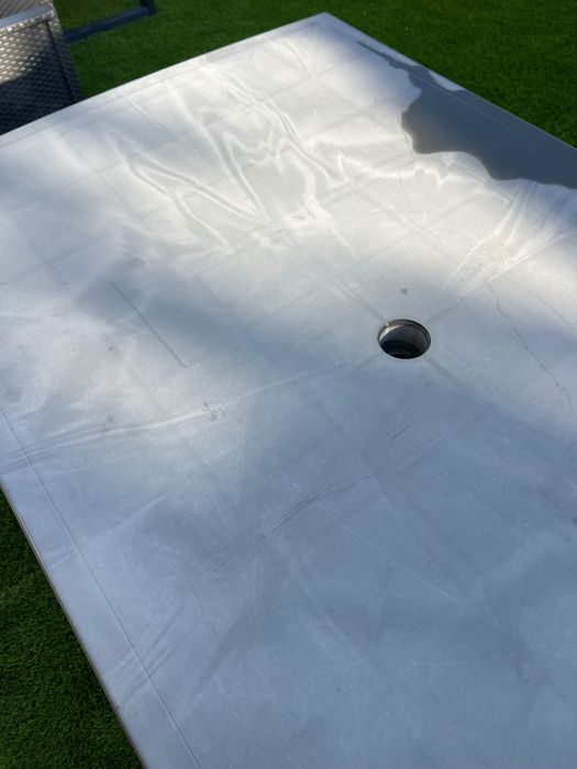 Mesa de Jardim cinza