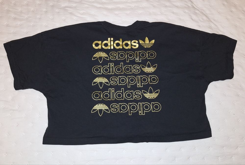Adidas krótka czarna bluzka rS