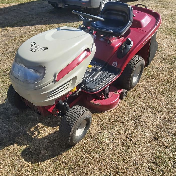 Kosiarka traktorek  mtd