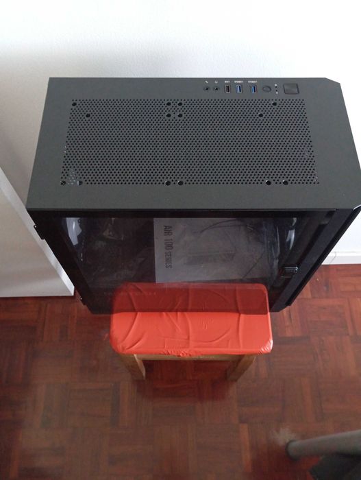 Caixa Micro-ATX Montech AIR 100 ARGB