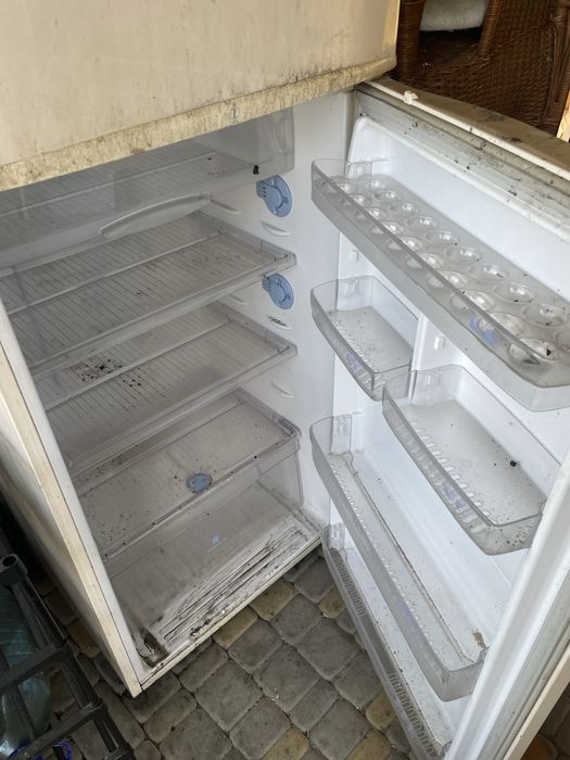 Холодильник Samsung