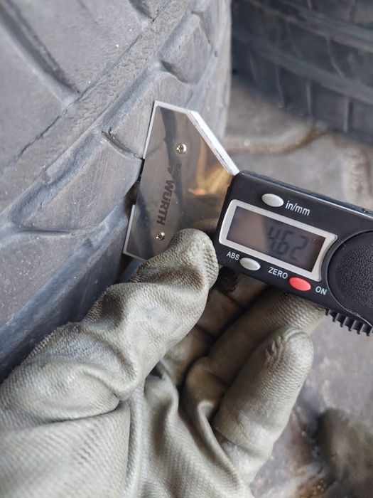 JANTES PEUGEOT R17 COM PNEUS 225/45 FURAÇÃO 4X108