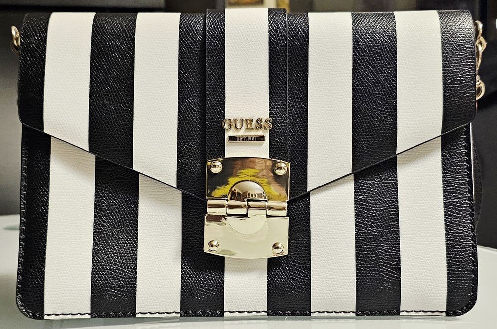 Nowa torebka w czarno-białe paski, na ramię, do ręki lub kopertówka