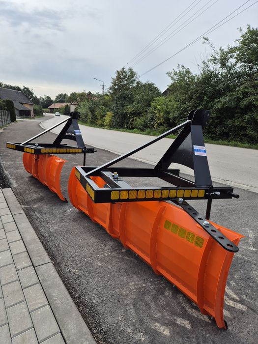 Solidny pług do śniegu obracany na tył ciągnika 1.6 m