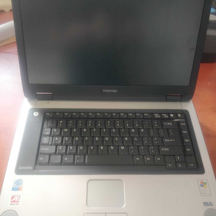 Toshiba satellite A70-S256 - kolekcjonerski, doskonały stan, W XP
