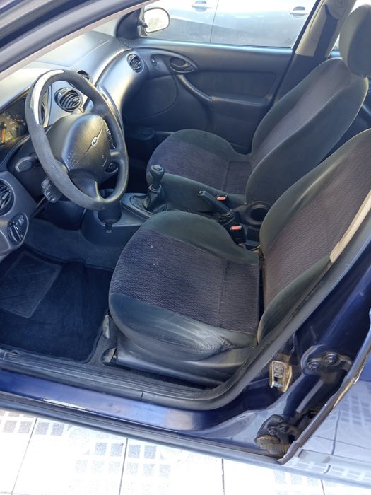 Ford Focus 1.4 Gasolina