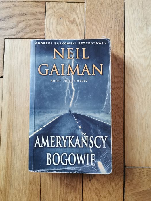 Amerykańscy Bogowie Neil Gaiman
