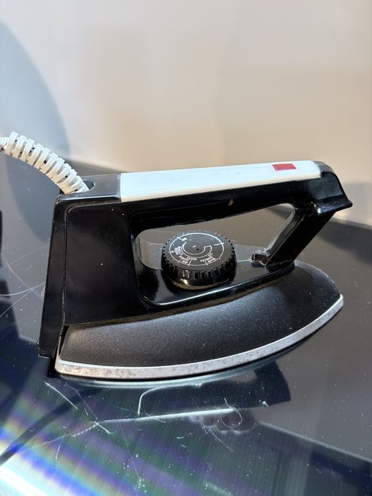 Żelazko Dezal typ 283