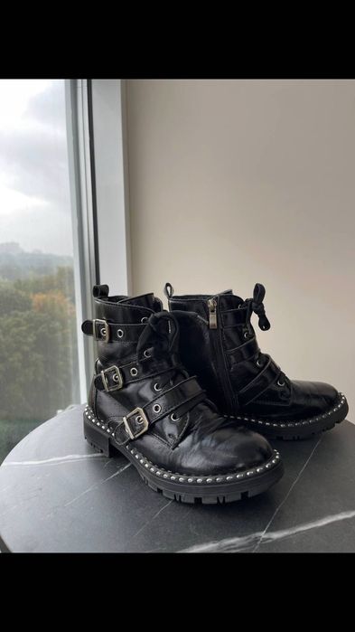 Ботинки на девочку