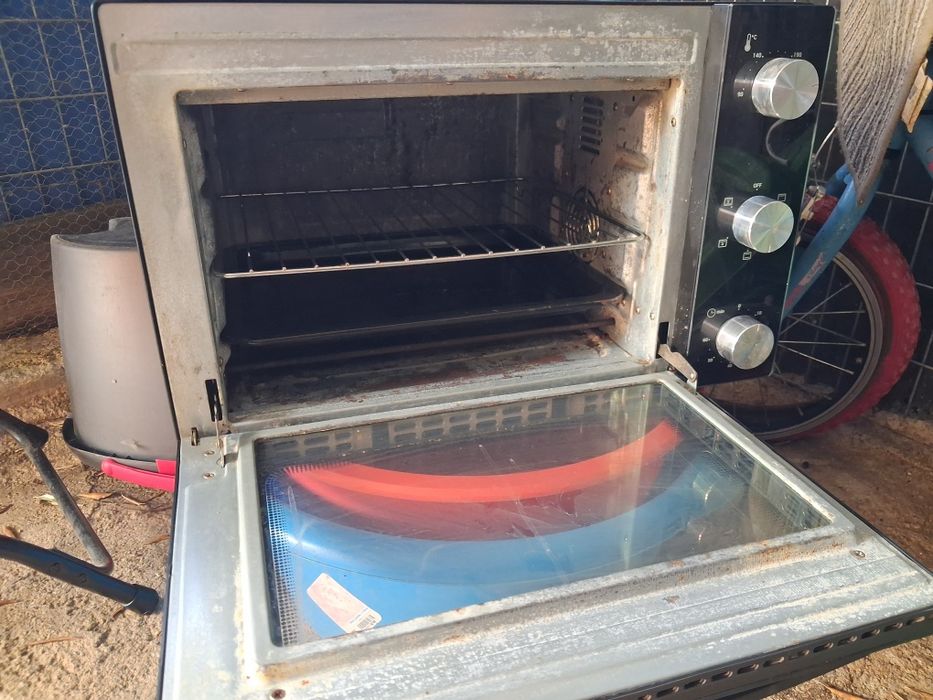 Forno flama 35L .