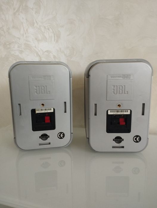 Колонки JBL control ONE
