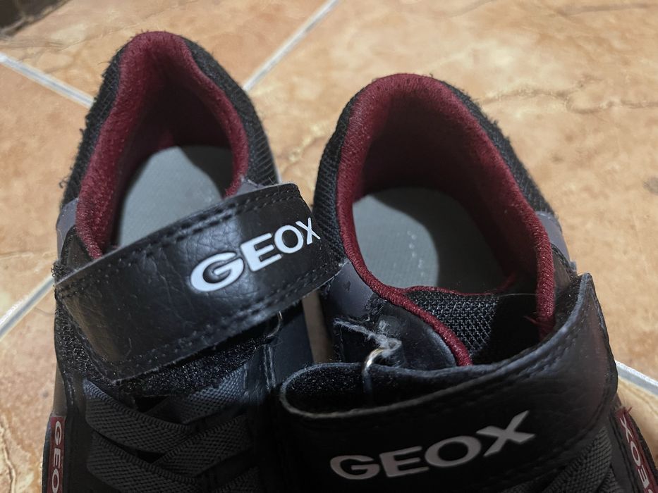 Кросівки , кеди шкіряні 36 розмір