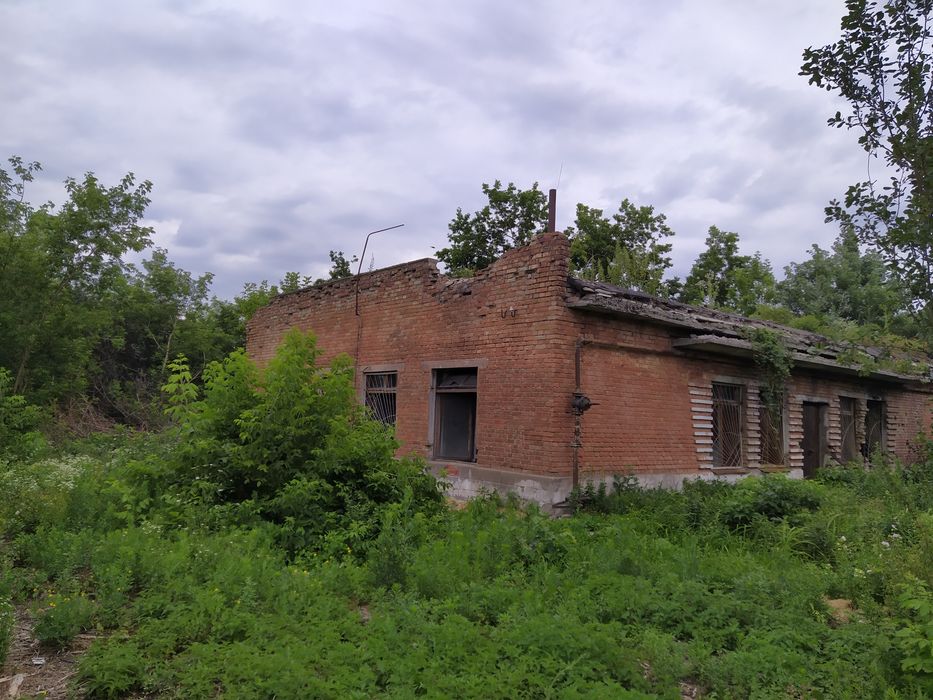 Продаж будинку складу 214 м.кв. 33 км від Києва Плесецьке Оренда Обмін 41900$