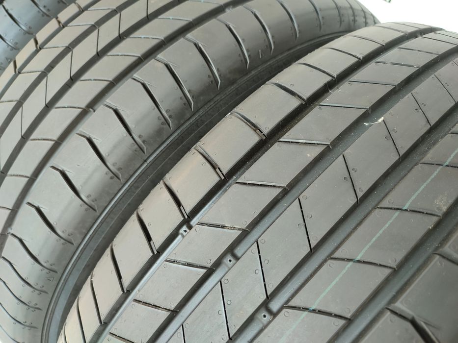 Opony 215/60 R 17 Kumho Ecsta Jak Nowe