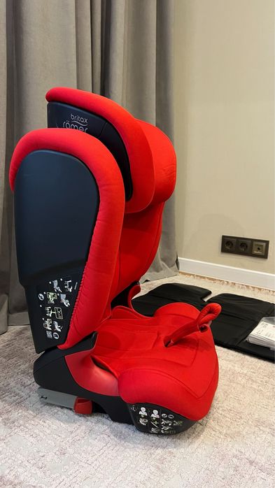 Автокрісло Britax Romer Kidfix2R Kidfix2S