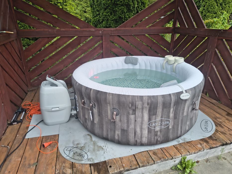 Jakuzzi ogrodowe dmuchane