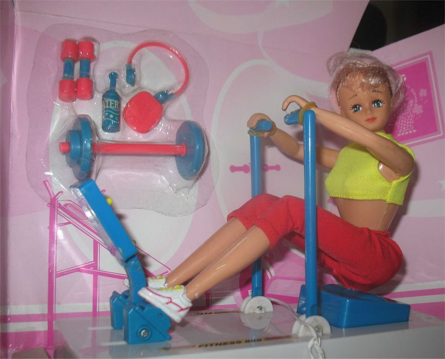 Boneca Vintage - Super Models Keep Fit - Musical Rowing Machine