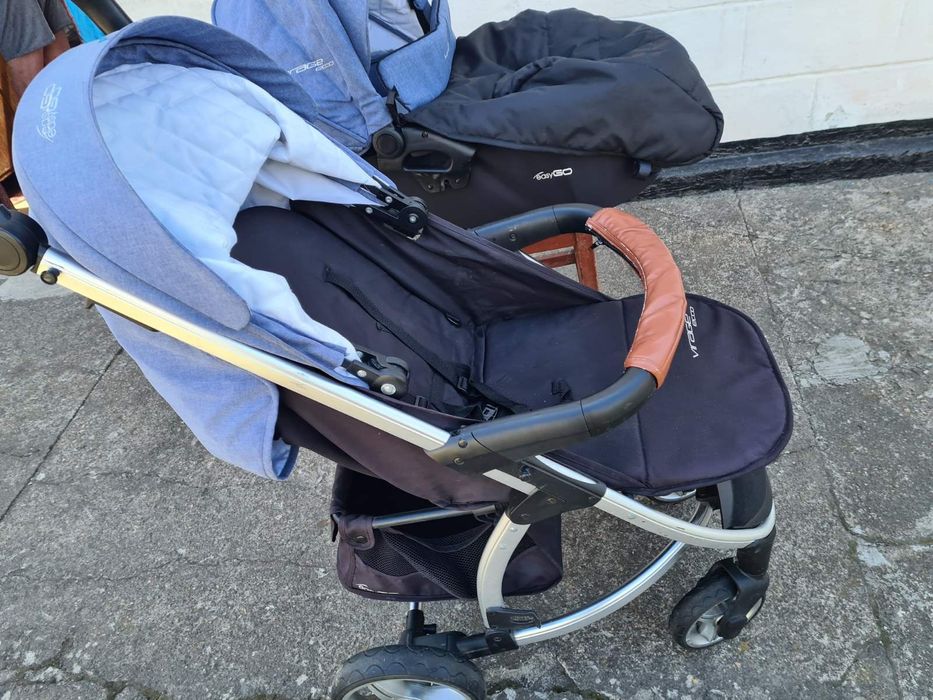 Дитяча гарна коляска