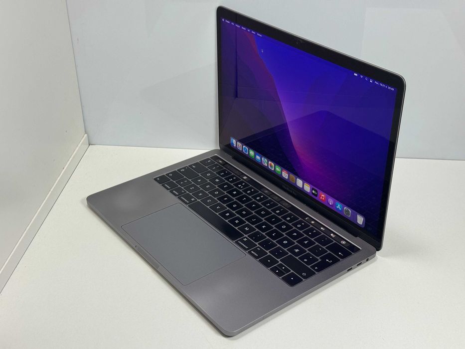 MacBook Pro 13 2016 Touchbar i5 8GB RAM 256GB SSD