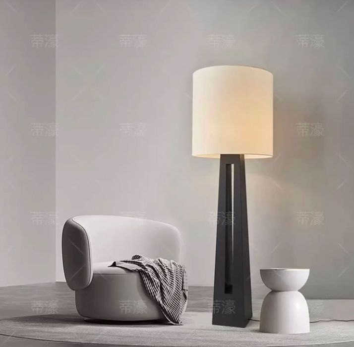 Підлоговий Торшер