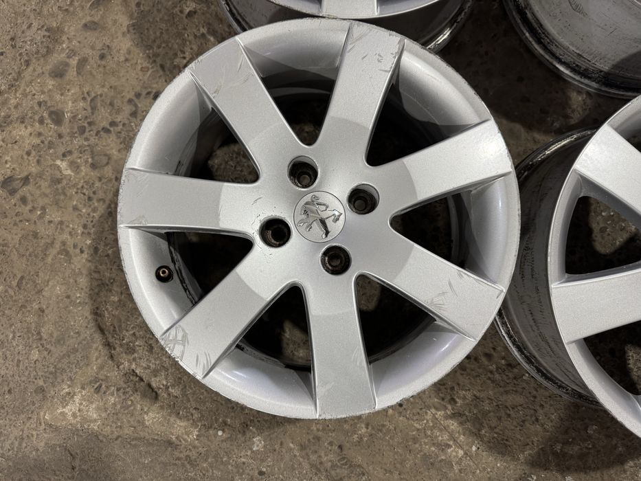 Диски  4/108R16 ЕТ32 7J ЦО65.1 Peugeot Partner Citroen Berlingo C4 Picasso 206 207 3007 5008