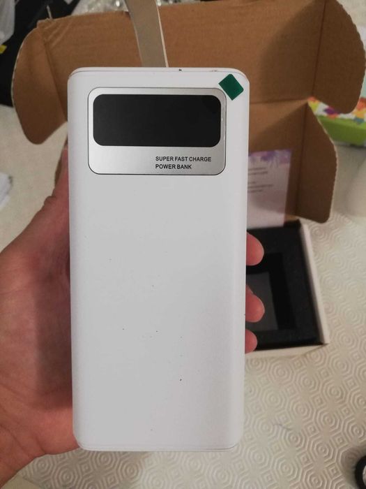 Powerbank de 100 000mAh (cem mil mAh)