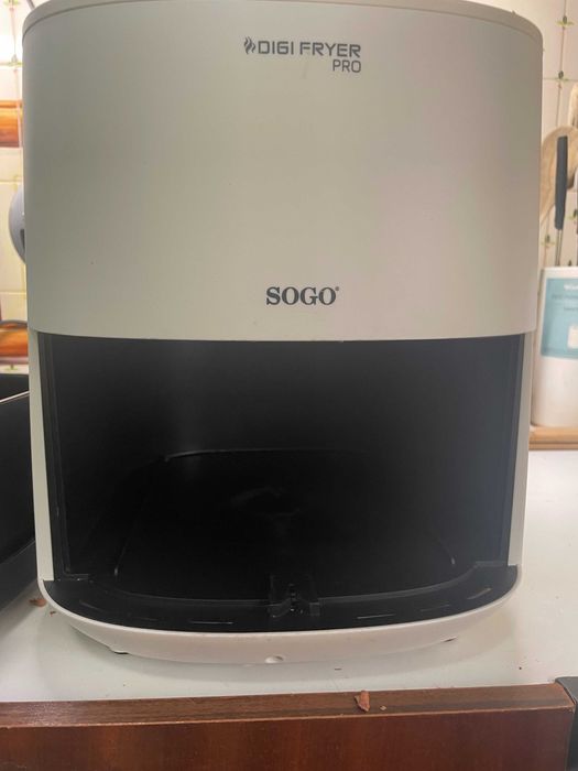 Air Fryer SOGO Digi Fryer Pro 5,5 L – Digital 1700 W [Bom estado]