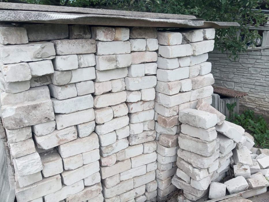 Продам керпич силикатный