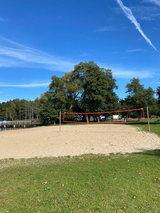 Całoroczny domek nad jeziorem Dadaj z kominkiem i klimatyzacją