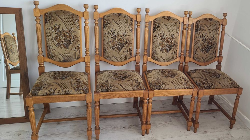4 krzesła dębowe z tapicerką