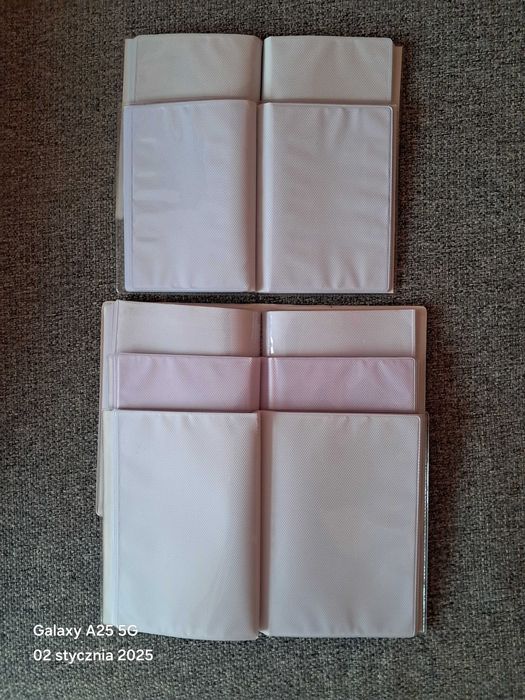 Sprzedam albumy na zdjęcia.