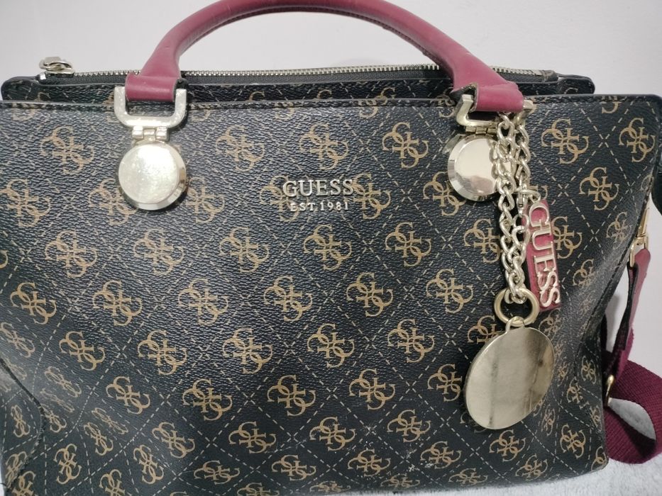 Vende-se mala da marca Guess original em muito bom estado