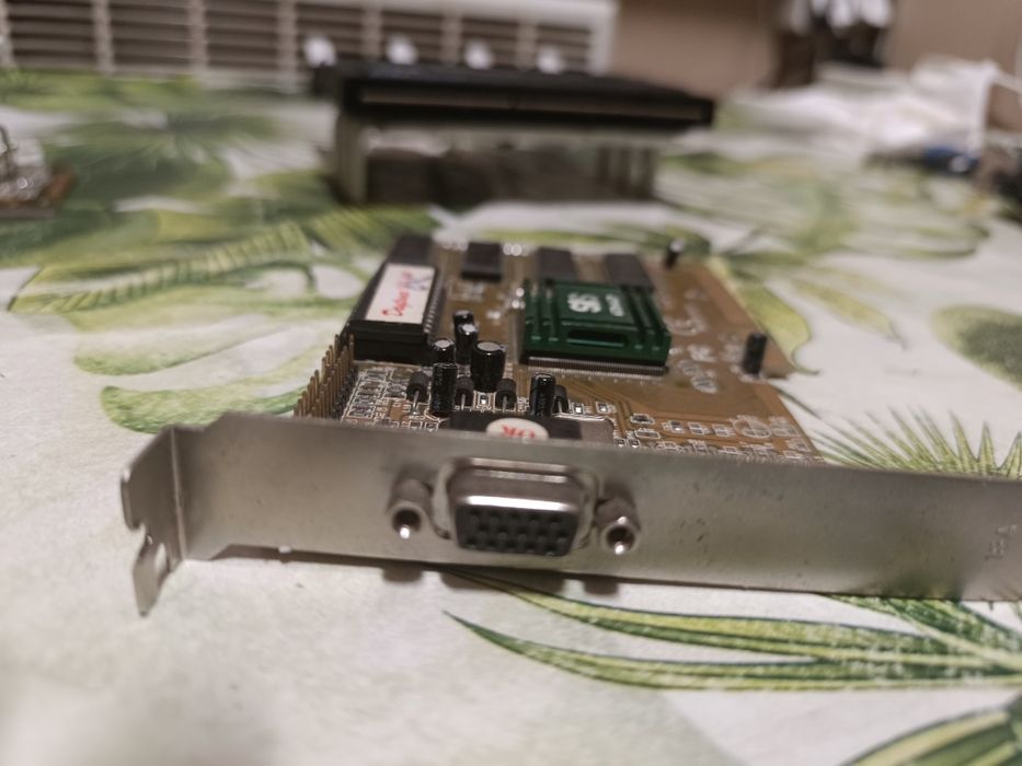 Intel Pentium 2 plus karta graficzna