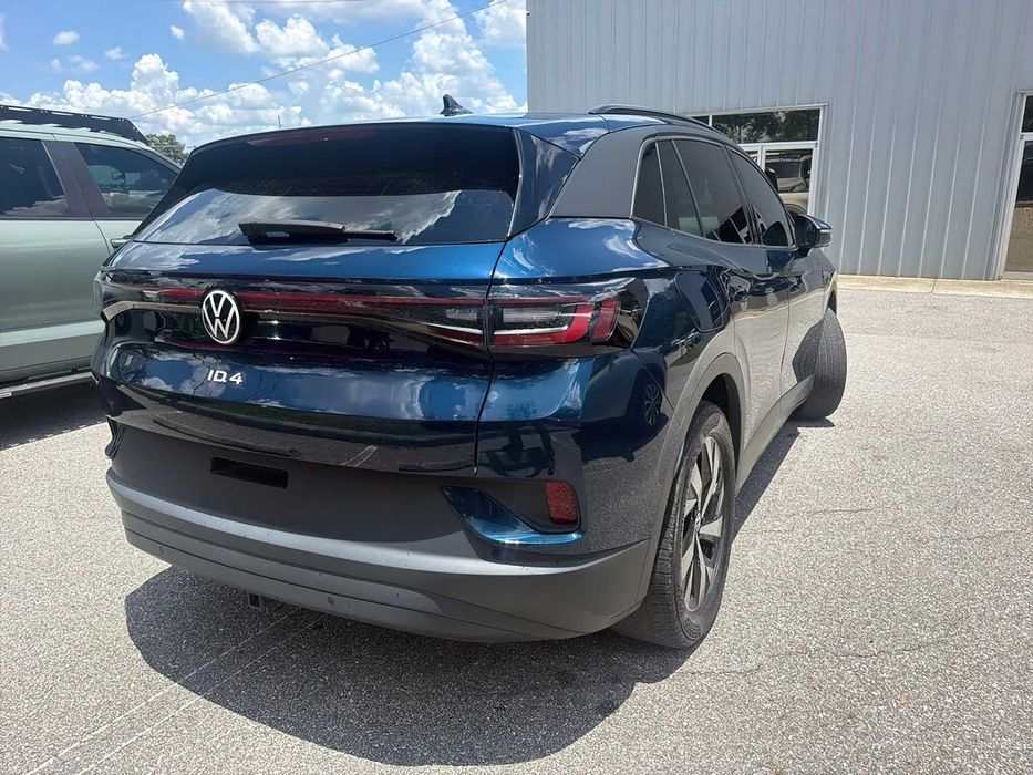 Volkswagen ID.4 Pro      2023