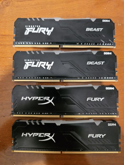 Kit Memória RAM 32GB DDR4 3200MHz Kingston RGB (4x8GB) CL16