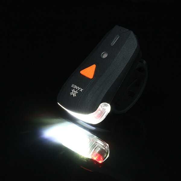 Luz Bicicleta com sensor Noturno a Bateria  Prova Água