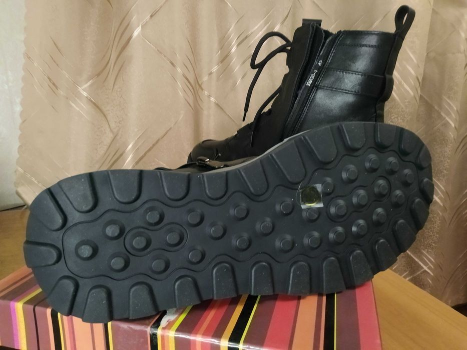 Продам черевики чоботи (ботинки сапоги ) жіночі зимові. MEEGO COMFORТ.