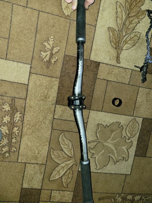 Руль та винос UMF 31.8
Ціна 600
Разом з гріпсамм Odi