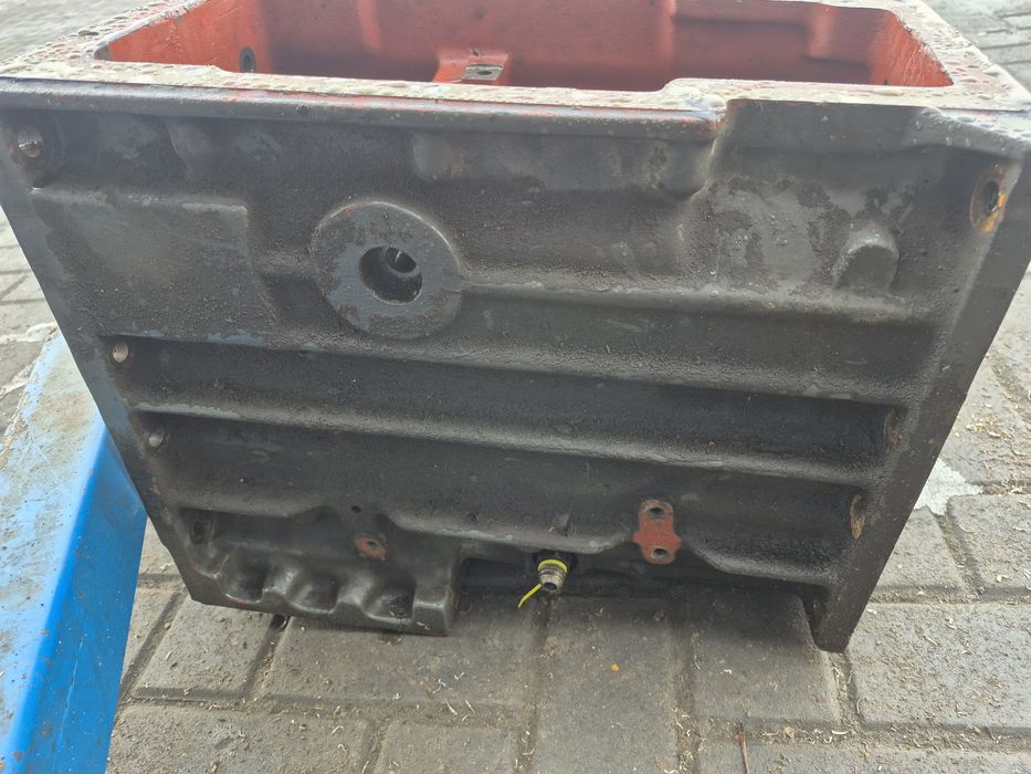 Skrzynia biegów obudowa skrzyni Renault  Ergos  Celtis ceres cergos