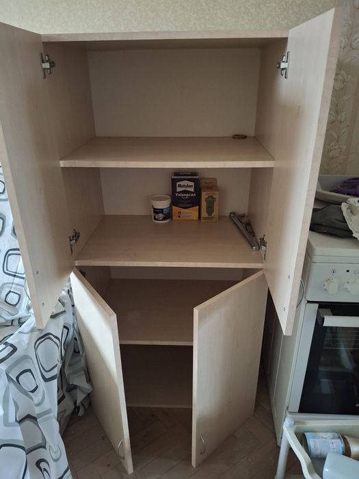 Продам шафку навісну