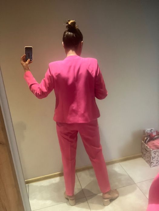 Hit fuksja marynarka +spodnie roz 44