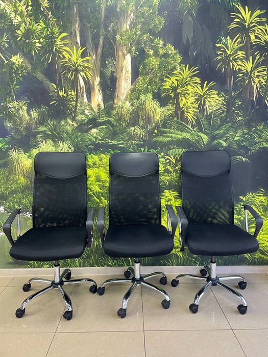 РАСПРОДАЖА  мебели стулья кресла компьютерные руководителя сетка