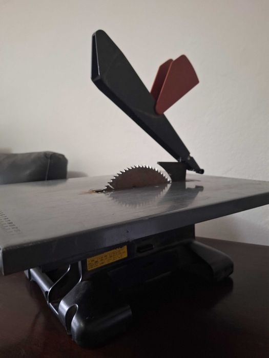 Ferramenta com muitas peças