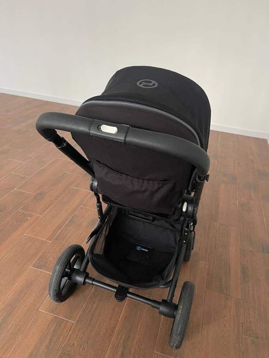 Cybex Balios S Lux у кольорі Moon Black